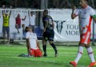 CRA goleia Comercial no Noroeste e mantém lugar na zona de acesso