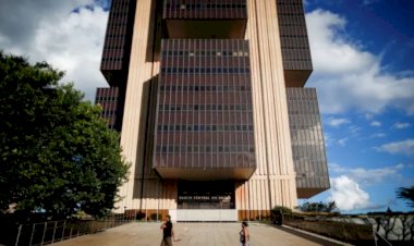 Mercado aumenta projeção para crescimento da economia em 2023