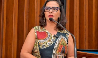 Deputada Gleice Jane participou de entrega do Troféu Zumbi dos Palmares e Tia Eva na ALEMS