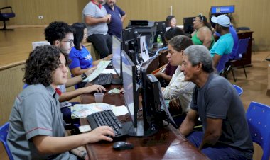 Em 7 dias, 7.669 pessoas fazem inscrições para pré-matrícula nas escolas municipais