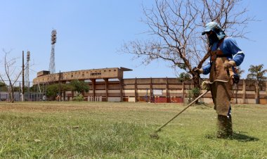 Escolas, postos de saúde e espaços públicos recebem mutirão de limpeza