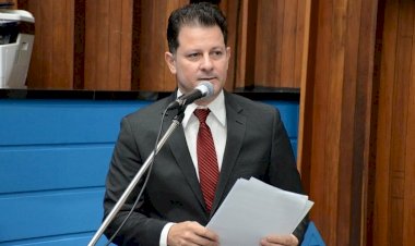 Renato Câmara solicita pavimentação e rede trifásica; deputado vota a favor de reajuste
