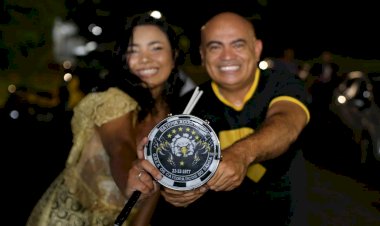Escola de Samba Catedráticos faz desfile em homenagem a Gibiteca e ao trabalho de Ronilço Guerreiro