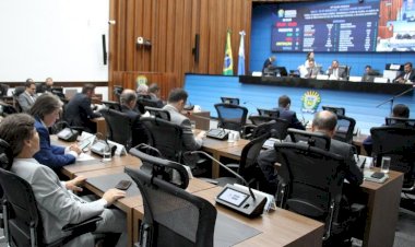 Três projetos de lei devem ser votados na última sessão plenária da semana