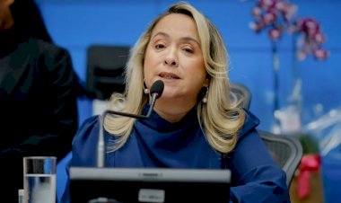 No mês da mulher, Lia propõe concurso de redação para levar enfrentamento à violência para escolas