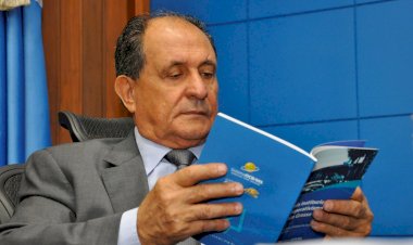 Lei de Zé Teixeira deve proibir plantio de espécie invasora em MS