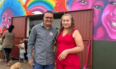 Inspetor Cabral prestigia inauguração de centro de reforço escolar no Santa Felicidade