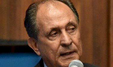 Ponte sobre córrego é reconstruída após pedido de Zé Teixeira