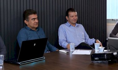 Marçal Filho recebe prefeito e vereadores da cidade de Memuro-Japão nesta sexta-feira