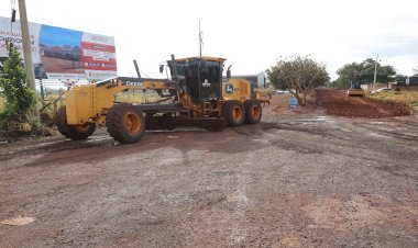 Prefeitura de Dourados inicia cascalhamento das ruas da Sitioca Ouro Fino