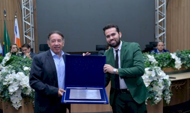 Gerson Claro é homenageado com título de Cidadão Aparecidense pela Câmara Municipal