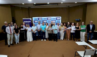 Prefeitura entrega mais de R$ 1 milhão em emendas impositivas para entidades sociais