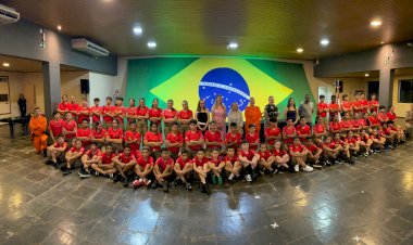Lia anuncia nova emenda e prestígia formatura do Bombeiros do Amanhã