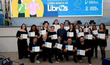 Vereador Marquinhos Trad participa da formatura da Turma de Libras 2025 da Câmara Municipal e reforça compromisso com políticas de inclusão