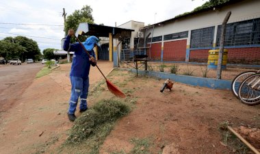 Prefeitura inicia limpeza de escolas e Centros de Educação Infantil para abrir ano letivo