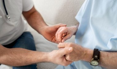Parkinson: sintomas “invisíveis” e novas terapias em 2026 são  chaves para preservar qualidade de vida