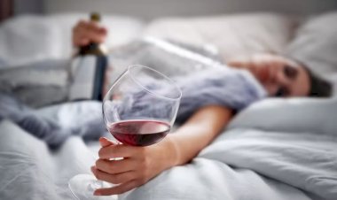 Álcool pode até ajudar a adormecer, mas piora qualidade do sono, aponta estudo