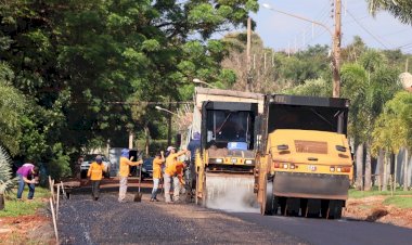 Prefeitura começa pavimentação das últimas ruas sem asfalto no Parque Alvorada