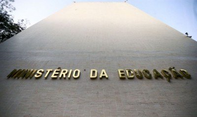 MEC autoriza novos cursos de medicina em regiões onde faltam médicos