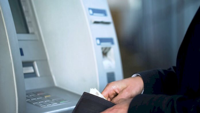 MS: Governo deposita salário dos servidores na 6ª-feira; disponível no sábado