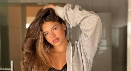 Brisa Star, cantora de piseiro, sofre acidente de ônibus no Ceará