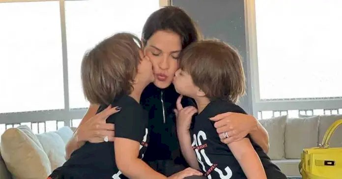 Andressa Suita diz que proibiu amiga de beijar seus filhos: ‘Fiquei três dias sem falar com ela’