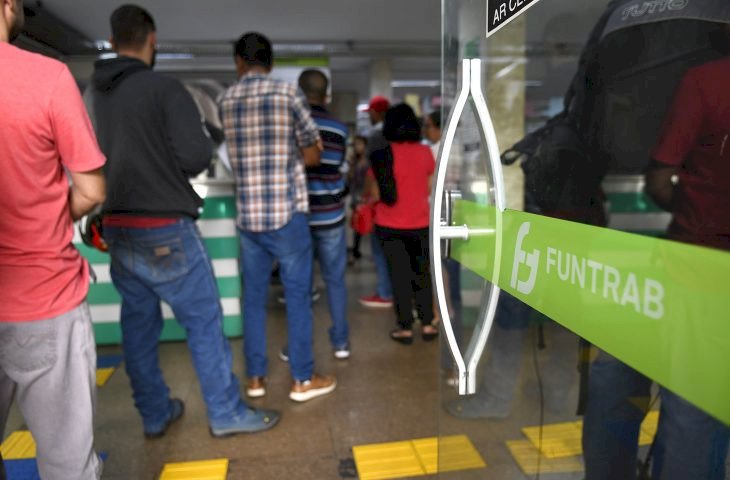 Dourados oferece 454 vagas de emprego nesta segunda-feira