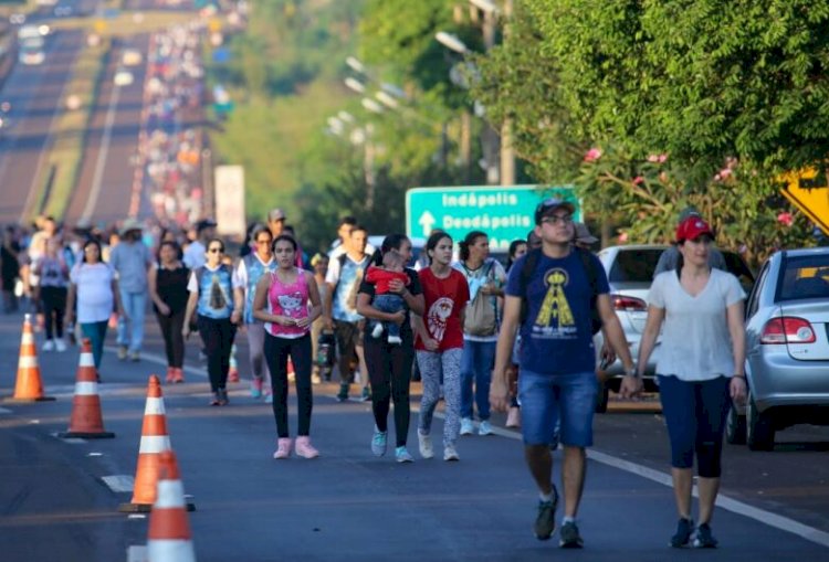 No dia da padroeira do Brasil, romeiros se deslocam até o Santuário; veja programação