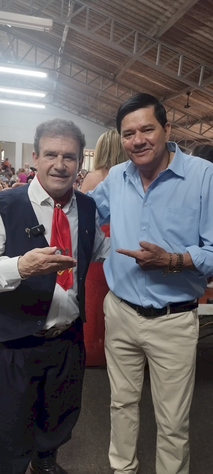 Dr Wilson Matos participou com a família esposa e filhos do último encontro realizado pela Associação da Família Mattos/Matos – AMATTOS.