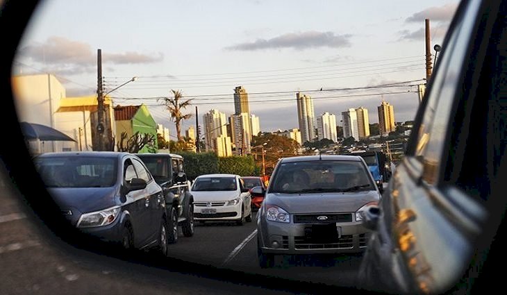 IPVA pode ser pago à vista com 15