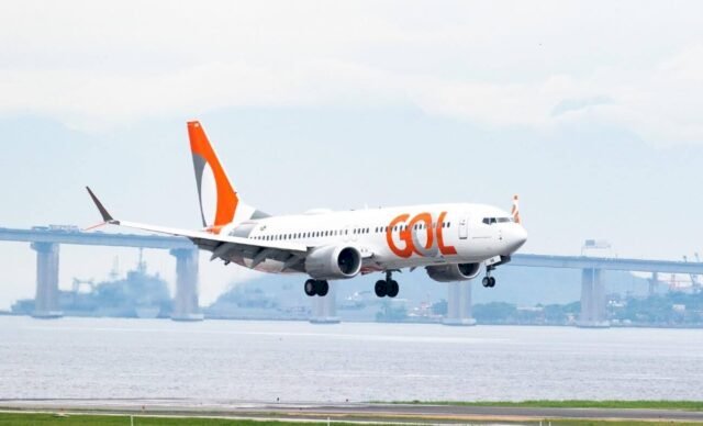 Companhias aéreas brasileiras cancelam voos para Argentina por greve