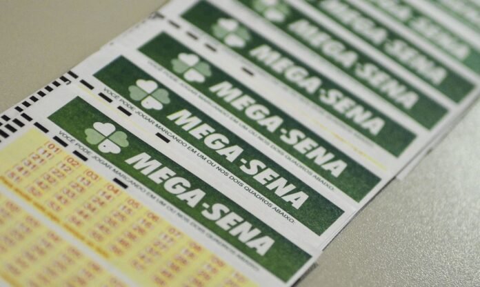 Mega-sena acumula novamente e prêmio vai a R$ 100 milhões; veja os números