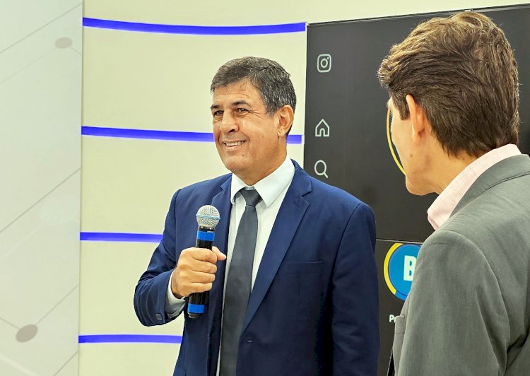 Vereador Beto Avelar destaca empenho da prefeita Adriane para a geração de emprego