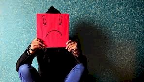 Como diferenciar tristeza de depressão?