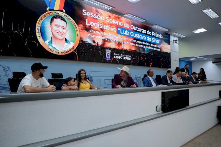 Câmara realiza Sessão Solene para Outorga do Prêmio “Luiz Gustavo da Silva”