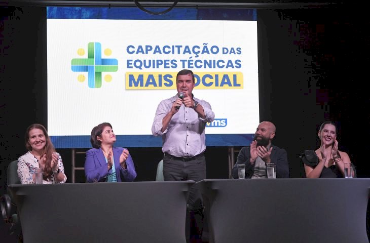 Na missão de erradicar a extrema pobreza, funcionários do Mais Social são treinados para iniciar busca ativa