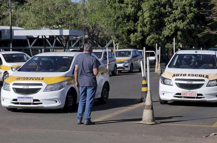 Pensando na qualidade das aulas práticas, Detran-MS quer a opinião dos alunos sobre os instrutores