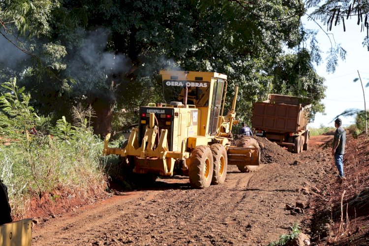 Prefeitura inicia cascalhamento em vias nunca atendidas na Reserva Indígena