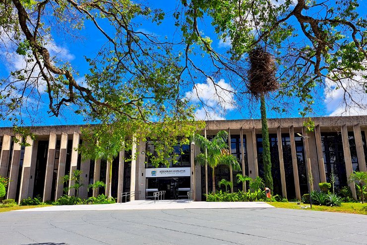 Ato da Presidência declara ponto facultativo na ALEMS na quinta-feira