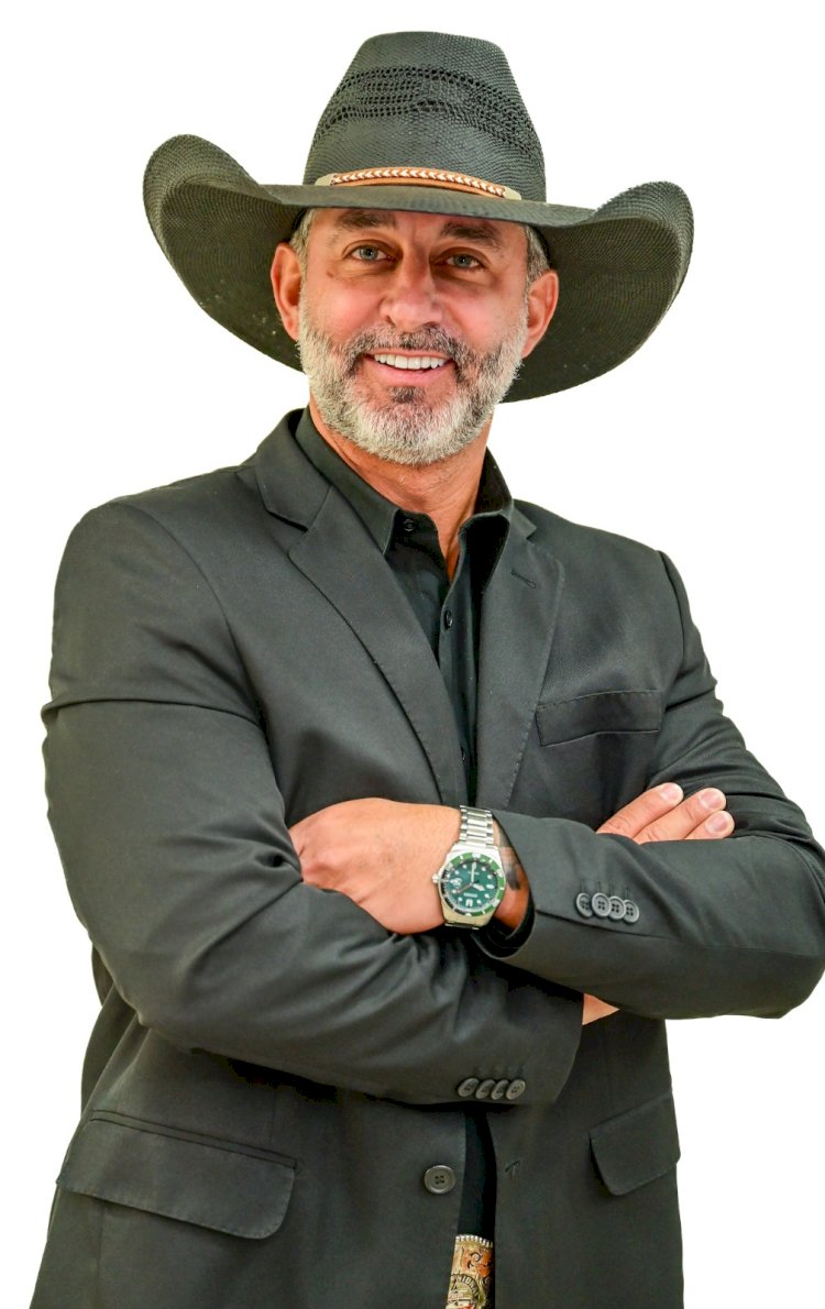 Tribunal de Justiça de Mato Grosso do Sul arquiva processo que acusava prefeito Juliano Ferro por promoção pessoal.
