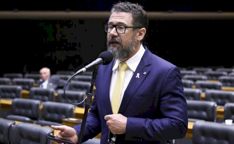 Deputado Marcos Pollon cobra explicações do Governo Federal sobre suposto planejamento para desenvolver armas nucleares