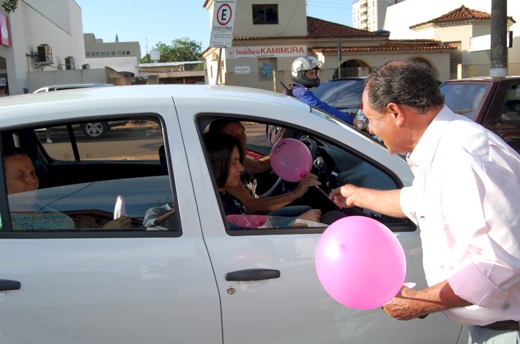 Outubro Rosa: Zé Teixeira reafirma compromisso com saúde da mulher