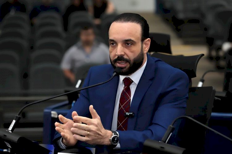 Professor Juari comemora R$ 100 milhões destinados para primeira infância e relembra percurso até essa conquista