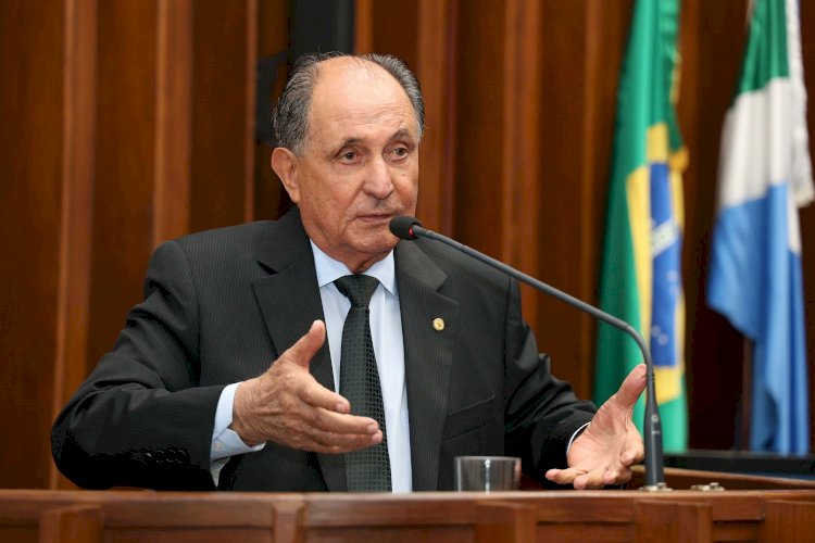 Zé Teixeira cobra atendimento pediátrico especializado em Dourados