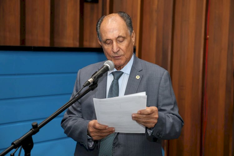 Deputado Zé Teixeira cobra melhorias para distritos e assentamentos