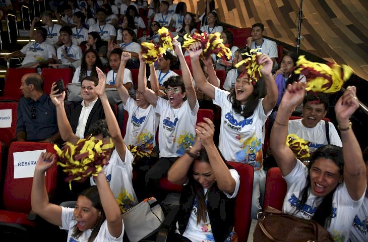 Dedicação e protagonismo marcam edição 2025 do programa Estudantes no Controle