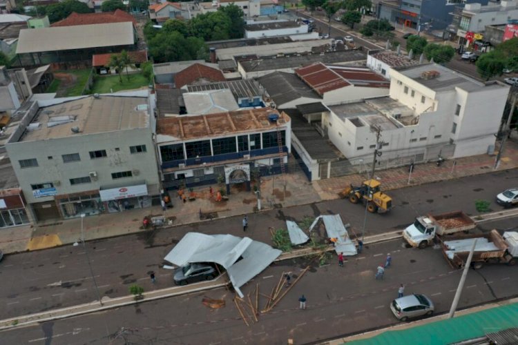 Granizo e ventos fortes causam destruição e transtornos a moradores da fronteira