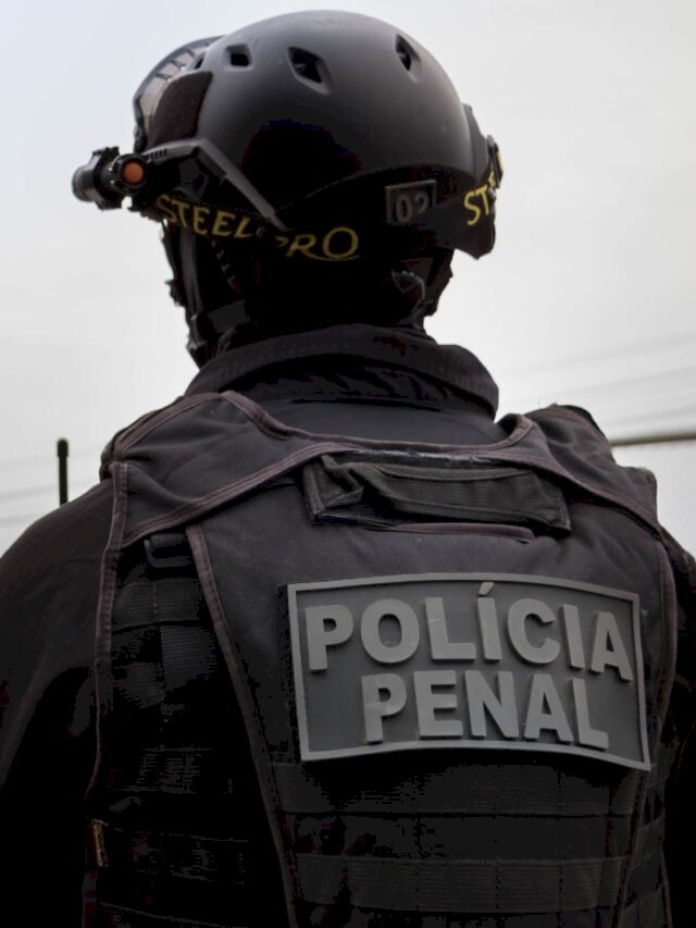 Policial penal do ‘grupo de elite’ de MS é preso com 300 kg de cocaína dentro de viatura