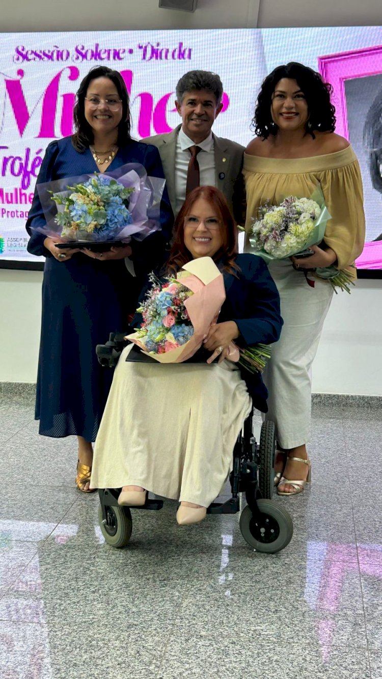 Deputado Rinaldo homenageia mulheres com entrega do Troféu Celina Jallad em sessão solene na Assembleia
