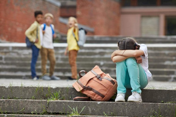 Prefeitura capacita educadores sobre prevenção de violência no contexto escolar